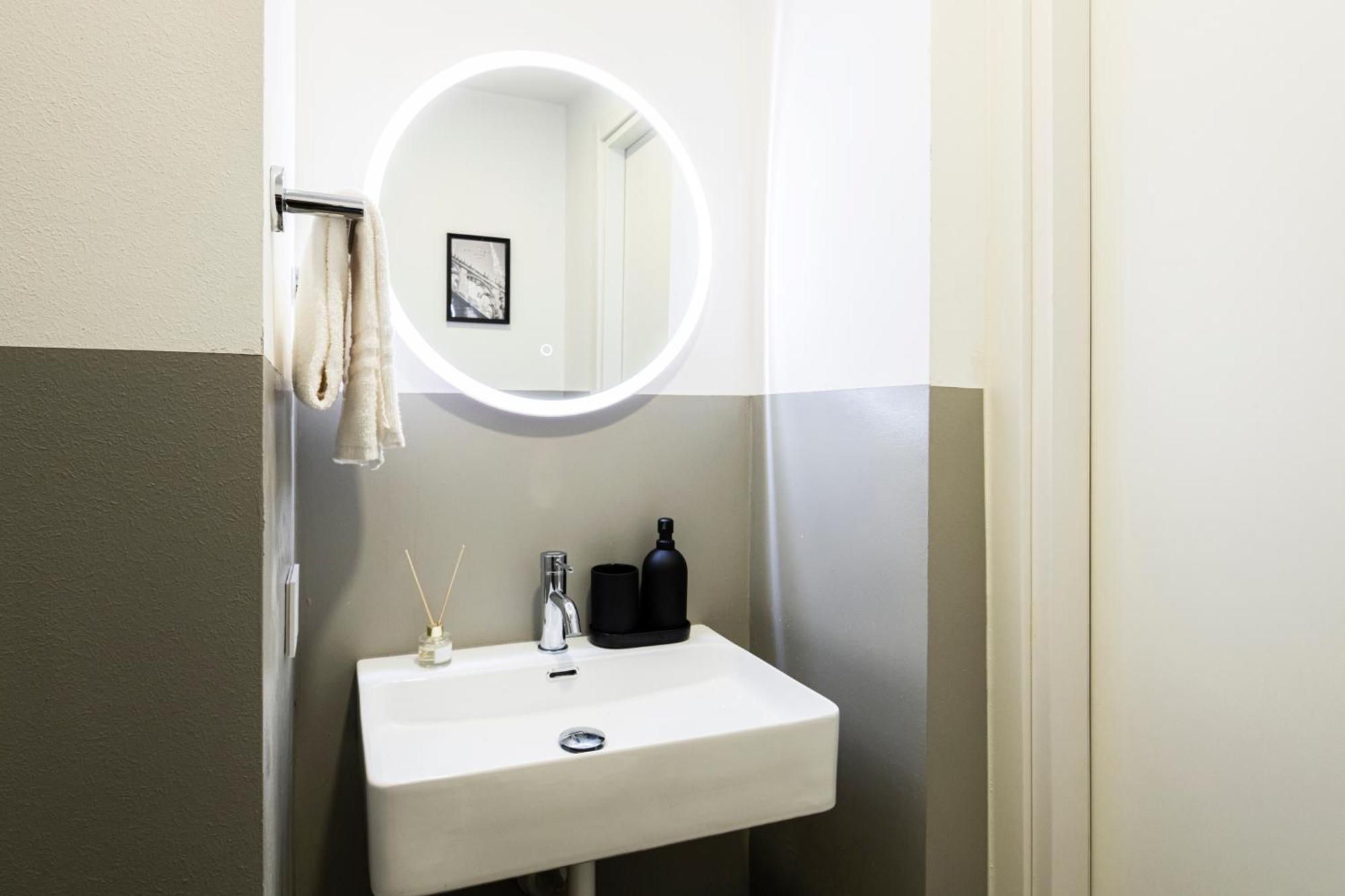 Easylife - Suite In Centrale ミラノ エクステリア 写真